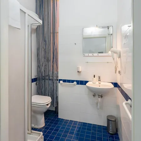 Nina 4* נאפולי