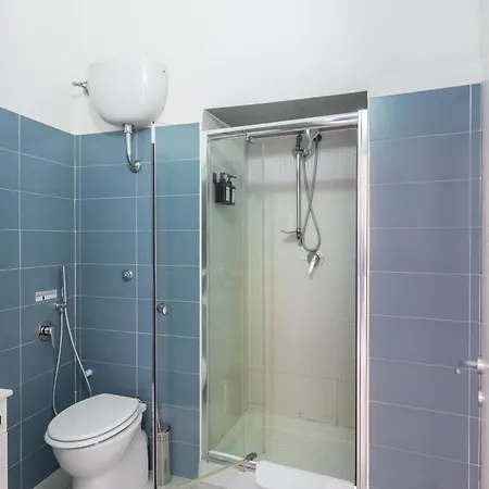 Nina בית הארחה 4*